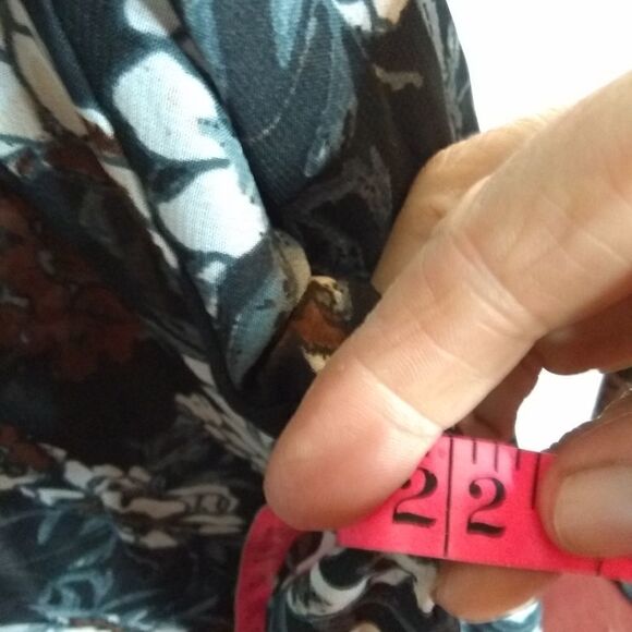 APT 9 sheer cover up - Picture 9 of 10